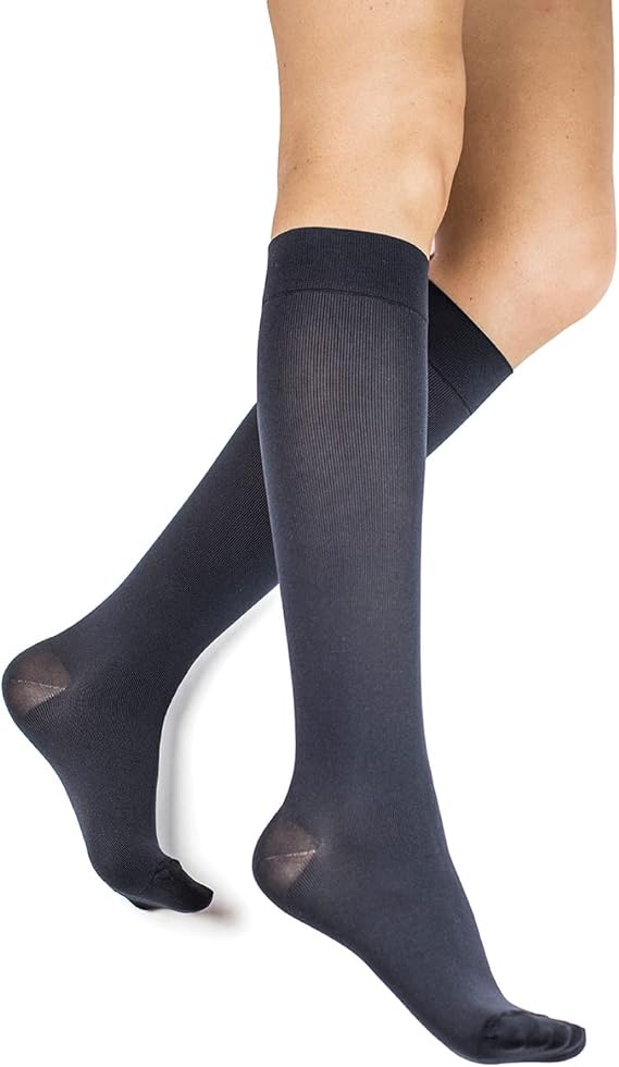 Rejuva COOLMAX 15-20 mmHg Knee-High Graduated Compression Socks for Women & Men